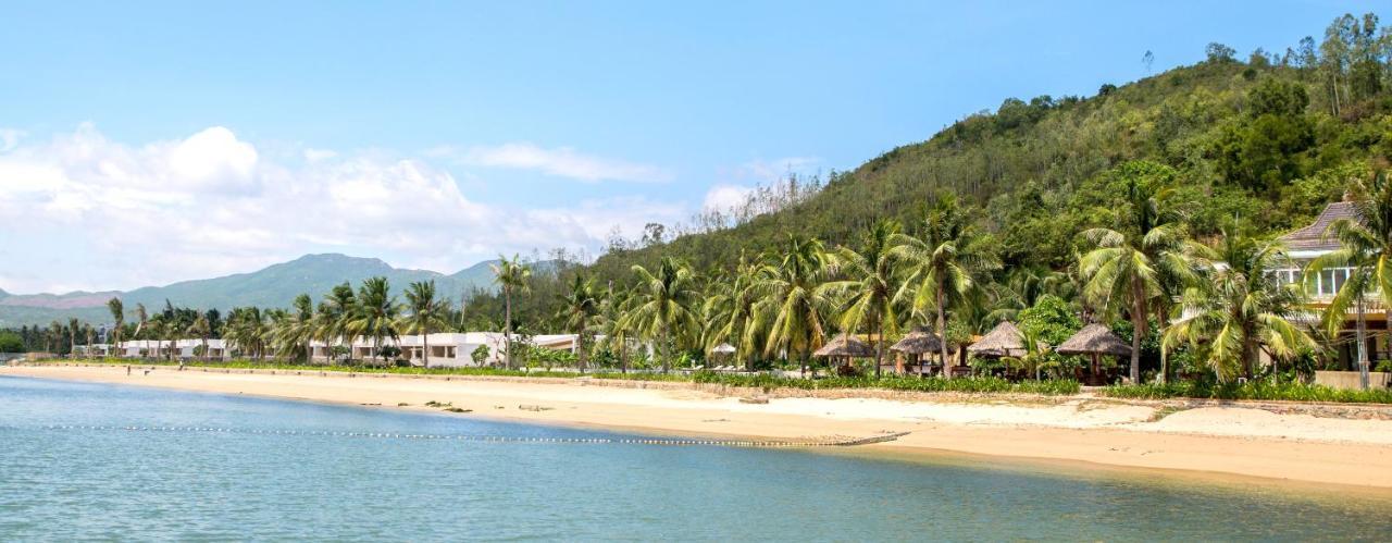 Que Toi Village Resort Phu Yen Song Cau Luaran gambar